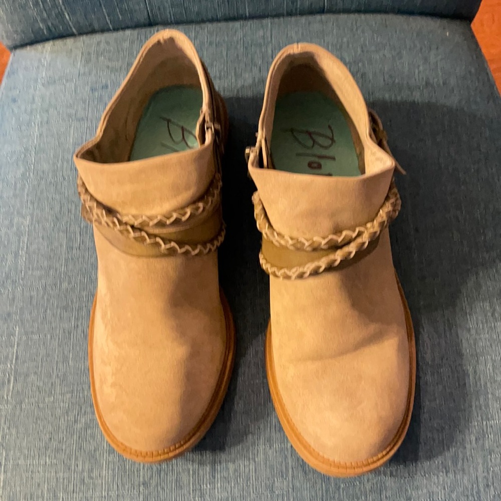 Blowfish booties